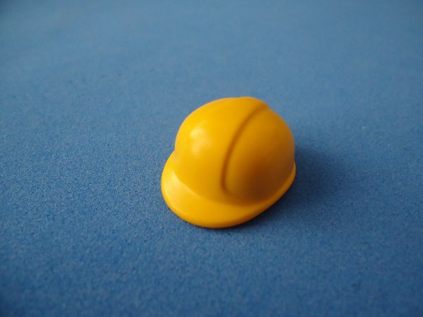Playmobil Capacete Amarelo