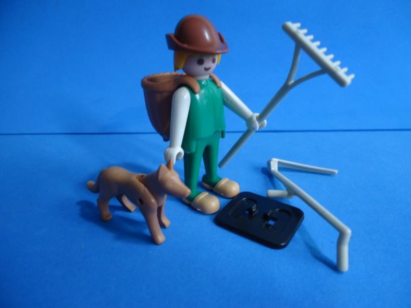 Playmobil Camponês e Cachorro Cód.3373