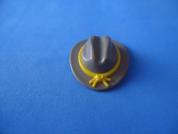 Playmobil Chapéu Cinza Lista Amarela